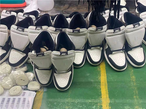 半岛综合体育入口温州鞋厂批发一手货源鞋子批发网站推荐(图1)