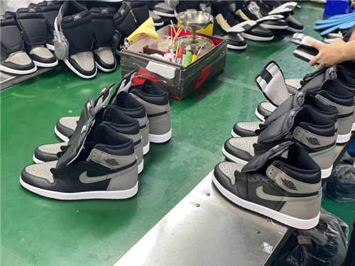 半岛综合体育入口温州鞋厂批发一手货源鞋子批发网站推荐(图2)